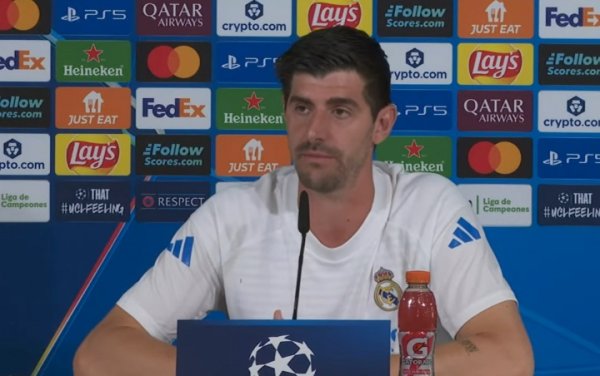 库尔图瓦:巴萨vs黄潜海外赛玷污了赛事公正 ,西甲主客场应战 截然不同