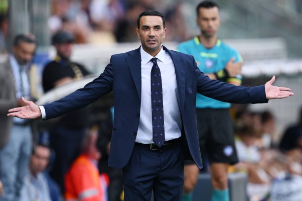 意媒:尤文总监与前佛罗伦萨主帅帕拉迪诺会面,不排除换帅可能