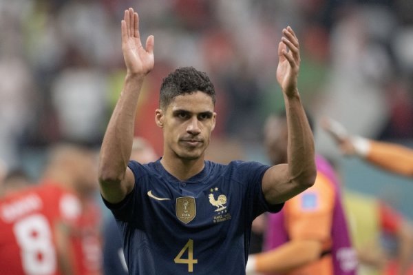 瓦拉内呼吁儿童不要顶球：大脑处于发育期每次冲击都会有负面影响