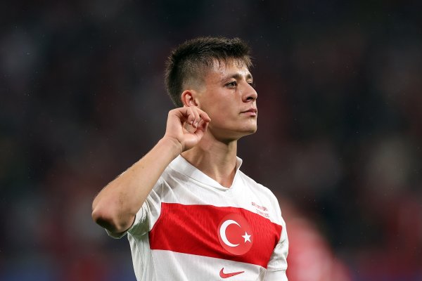 最近5场代表俱乐部和国家队出战的赛事  ，居莱尔加入  5粒得分