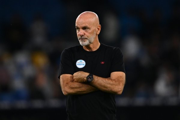 本赛季职业联赛  4平6负！莫雷托：佛罗伦萨主帅皮奥利即将下课