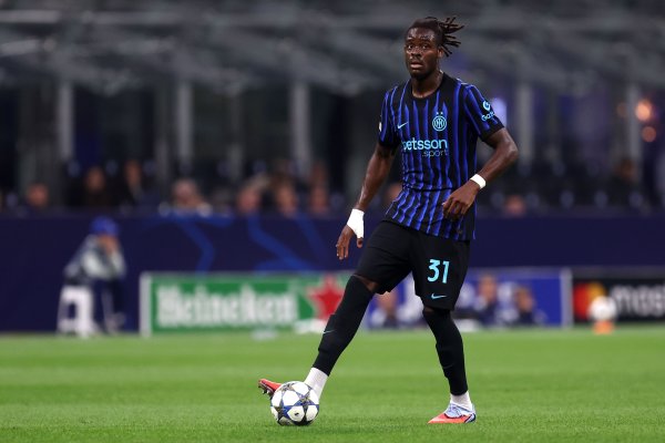 记者：比塞克明夏离开国米的可能性增加，要价不低于4000万欧